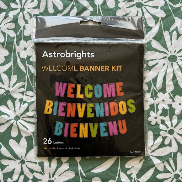 Welcome Banner Multilingual Kit - Multicolor - Picture 2 of 3